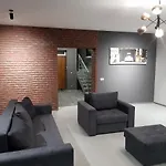 3 Lovely House Apartment