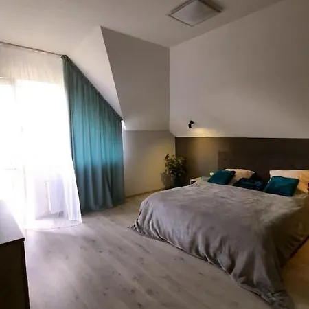 Apartman 3 Lovely House Ungvár