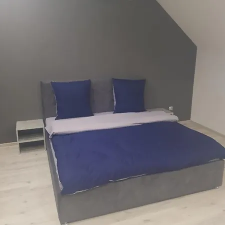 Apartman 3 Lovely House